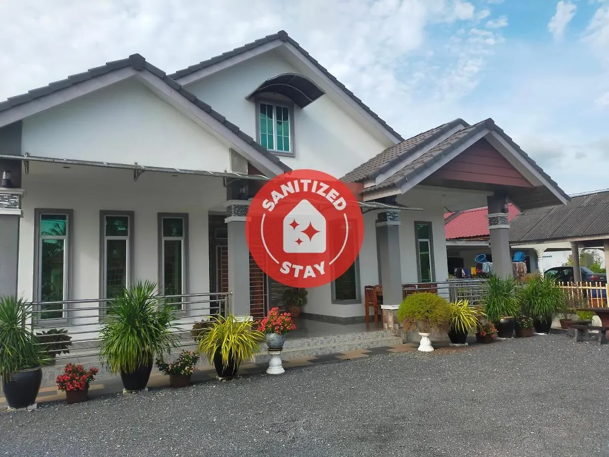Oyo Home 90388 Homestay Masha location