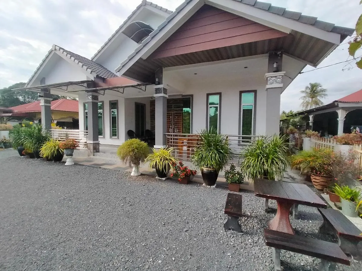 Oyo Home 90388 Homestay Masha Langkawi 0*,